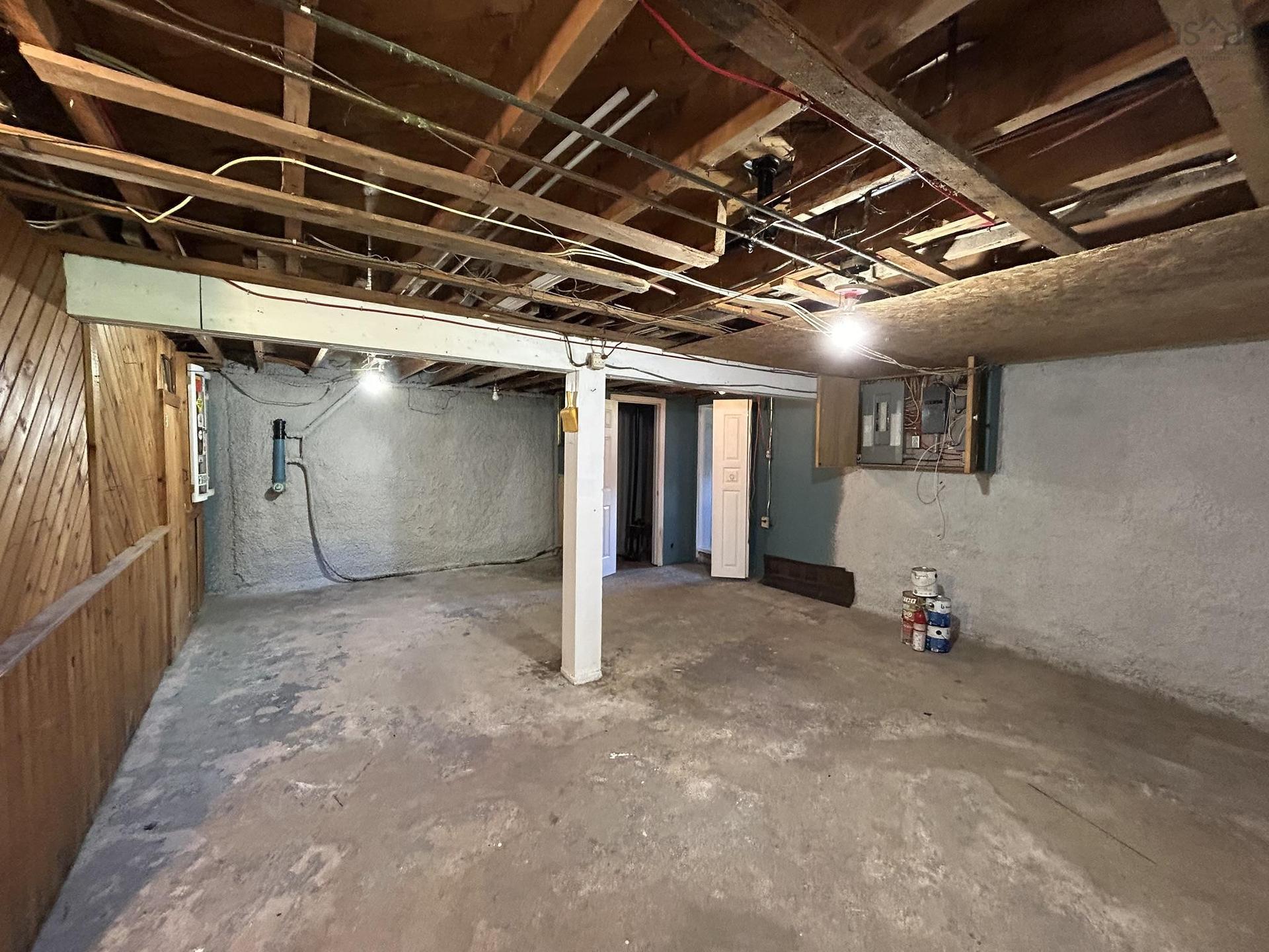 826 1 Highway, Mount Denson, NS - Indoor Photo Showing Basement