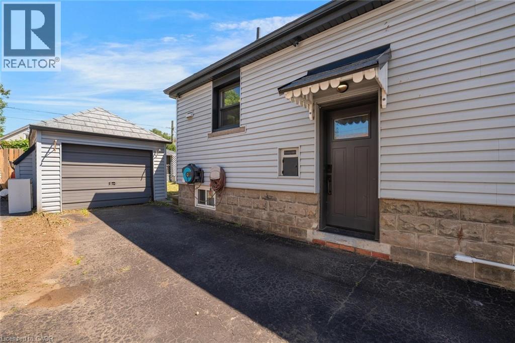 135 Wexford Avenue S, Hamilton, ON