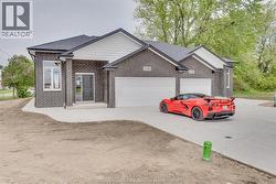 130 ANGELO AVENUE Lasalle, ON N9J 0E5
