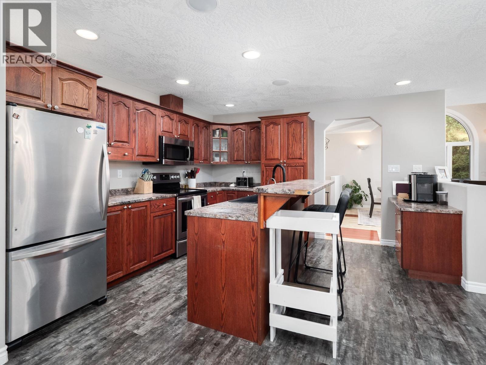 6908 St Frances Place, Prince George, BC