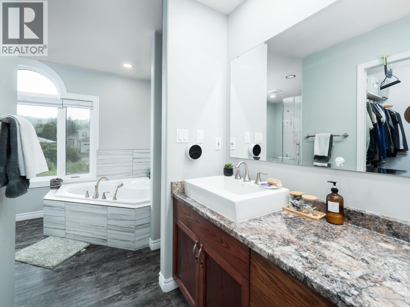 6908 St Frances Place, Prince George, BC