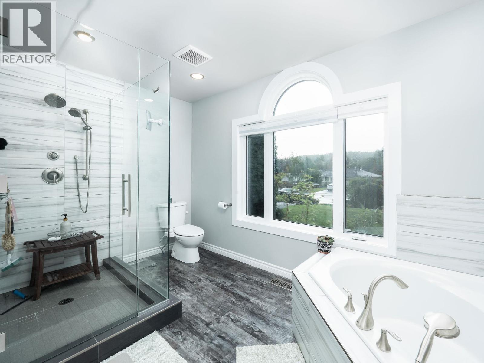 6908 St Frances Place, Prince George, BC