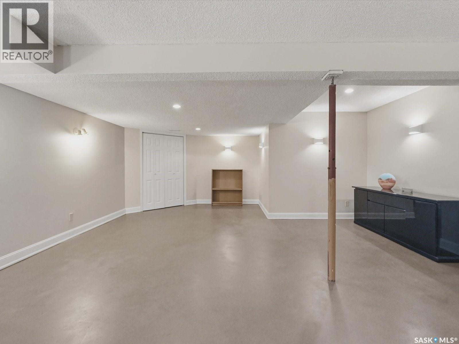 442 Anglin Court, Saskatoon, SK