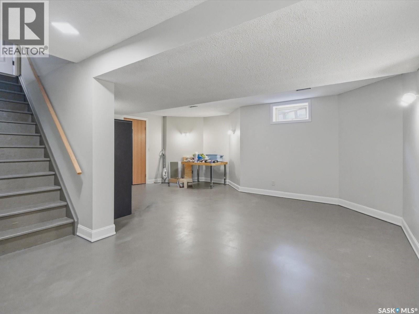 442 Anglin Court, Saskatoon, SK