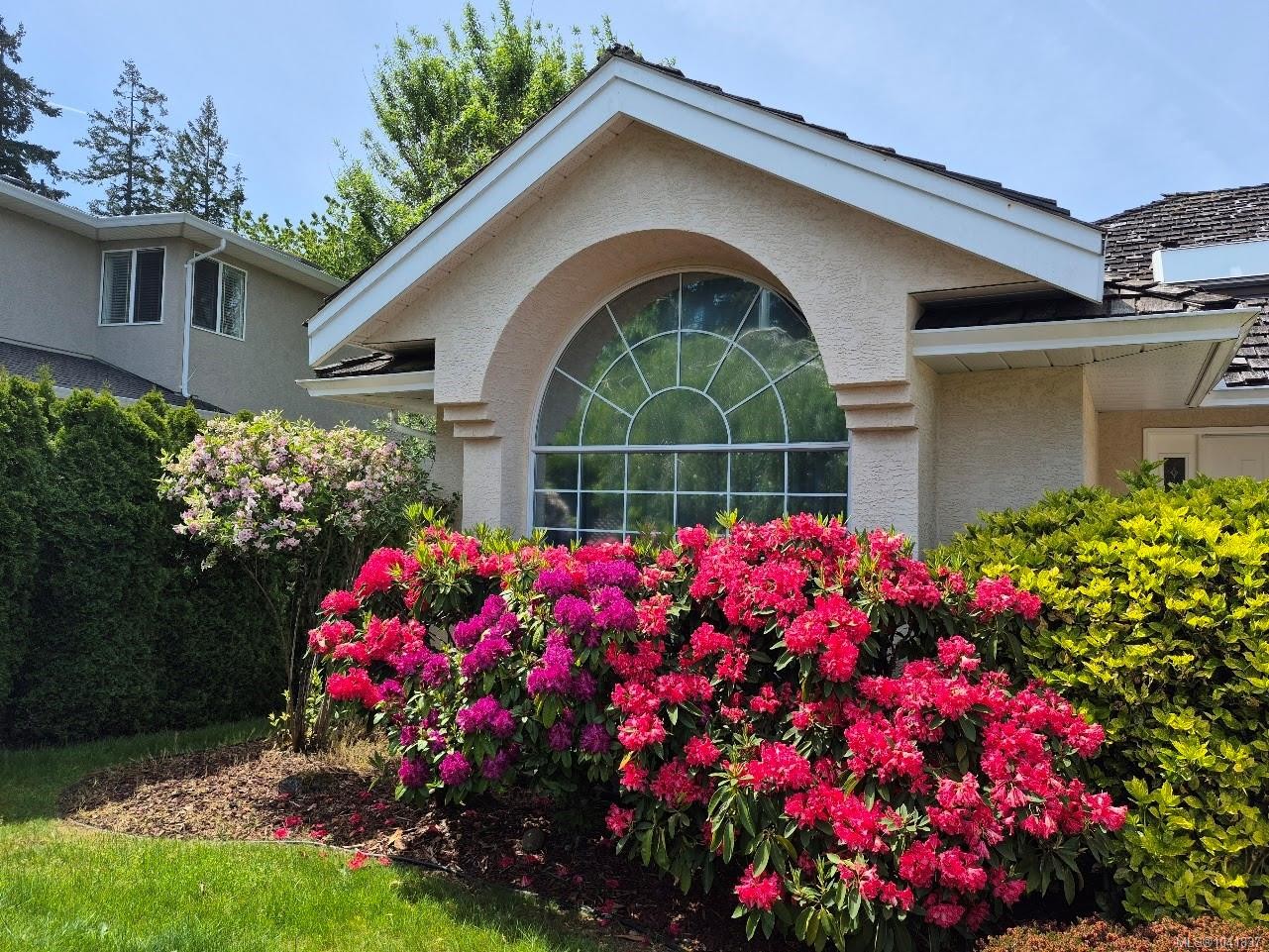 5295 Crestview Dr, Nanaimo, BC