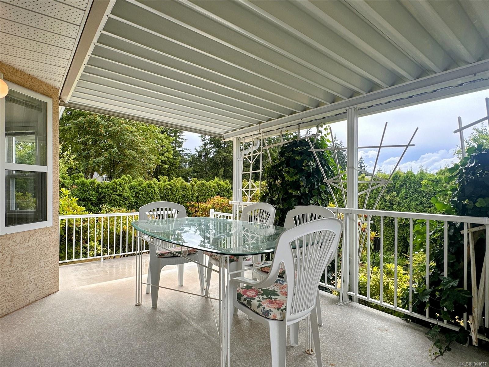 5295 Crestview Dr, Nanaimo, BC