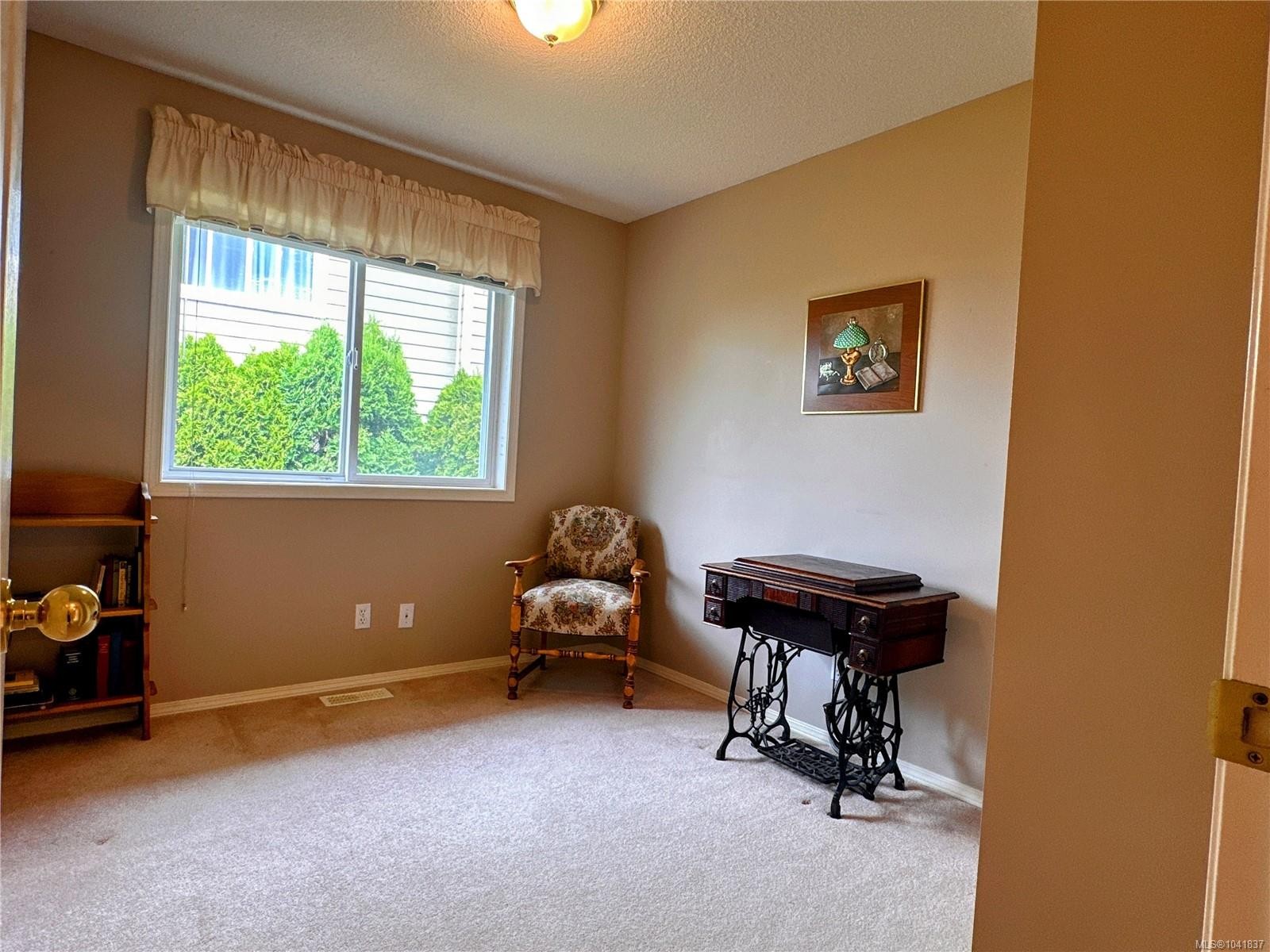 5295 Crestview Dr, Nanaimo, BC