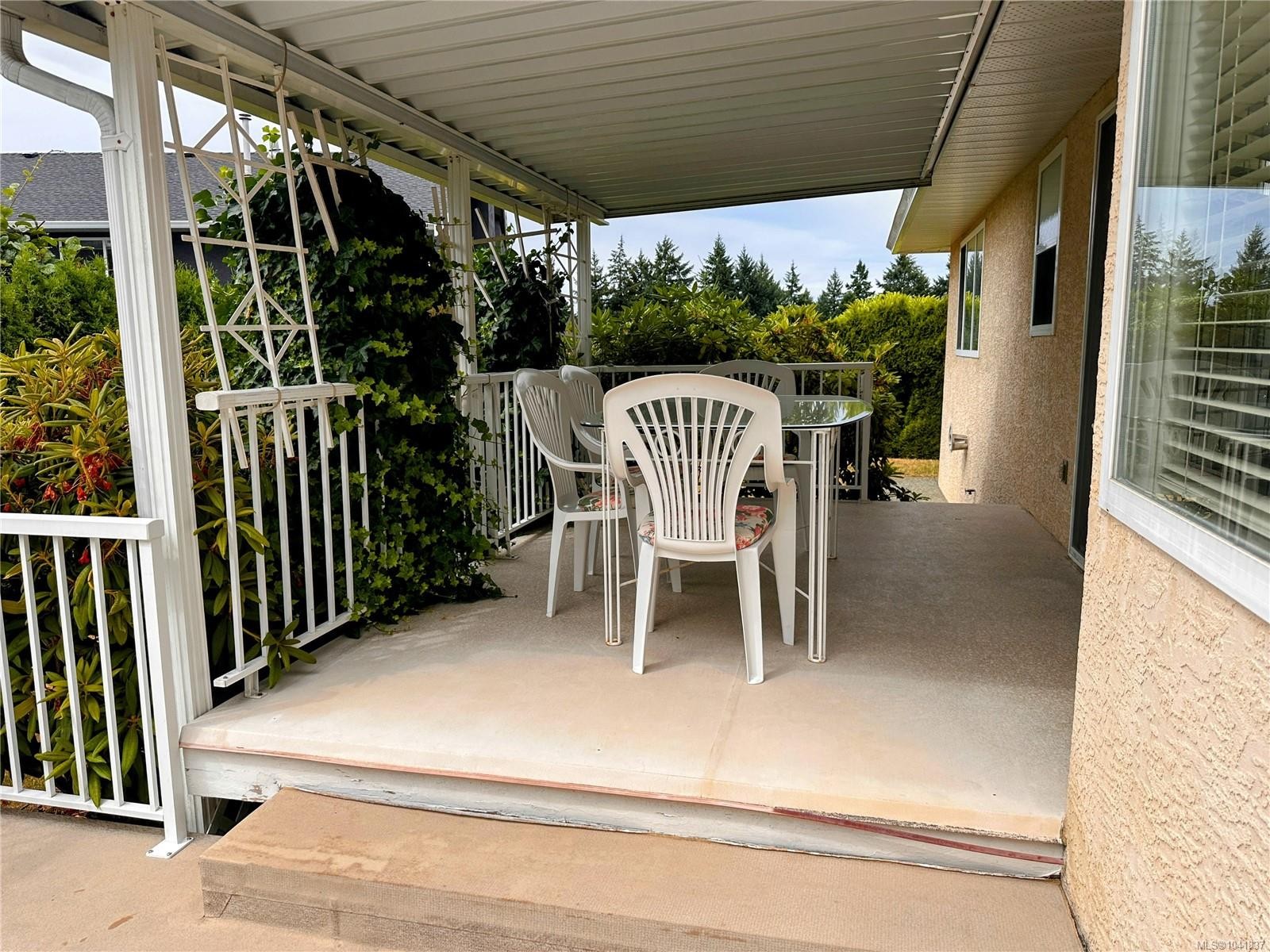 5295 Crestview Dr, Nanaimo, BC