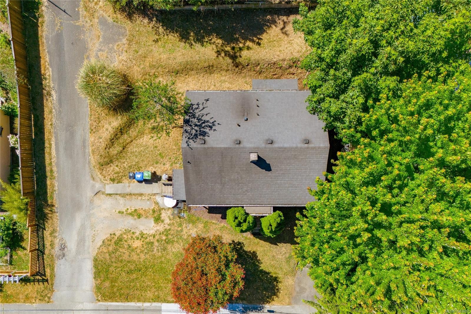 126 Queens Rd, Duncan, BC