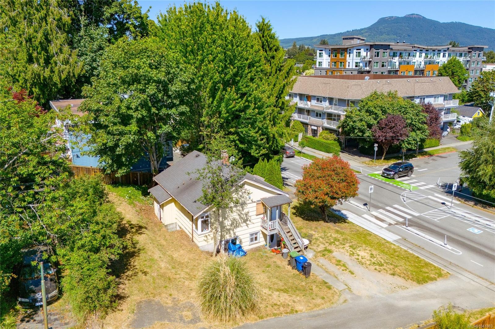 126 Queens Rd, Duncan, BC