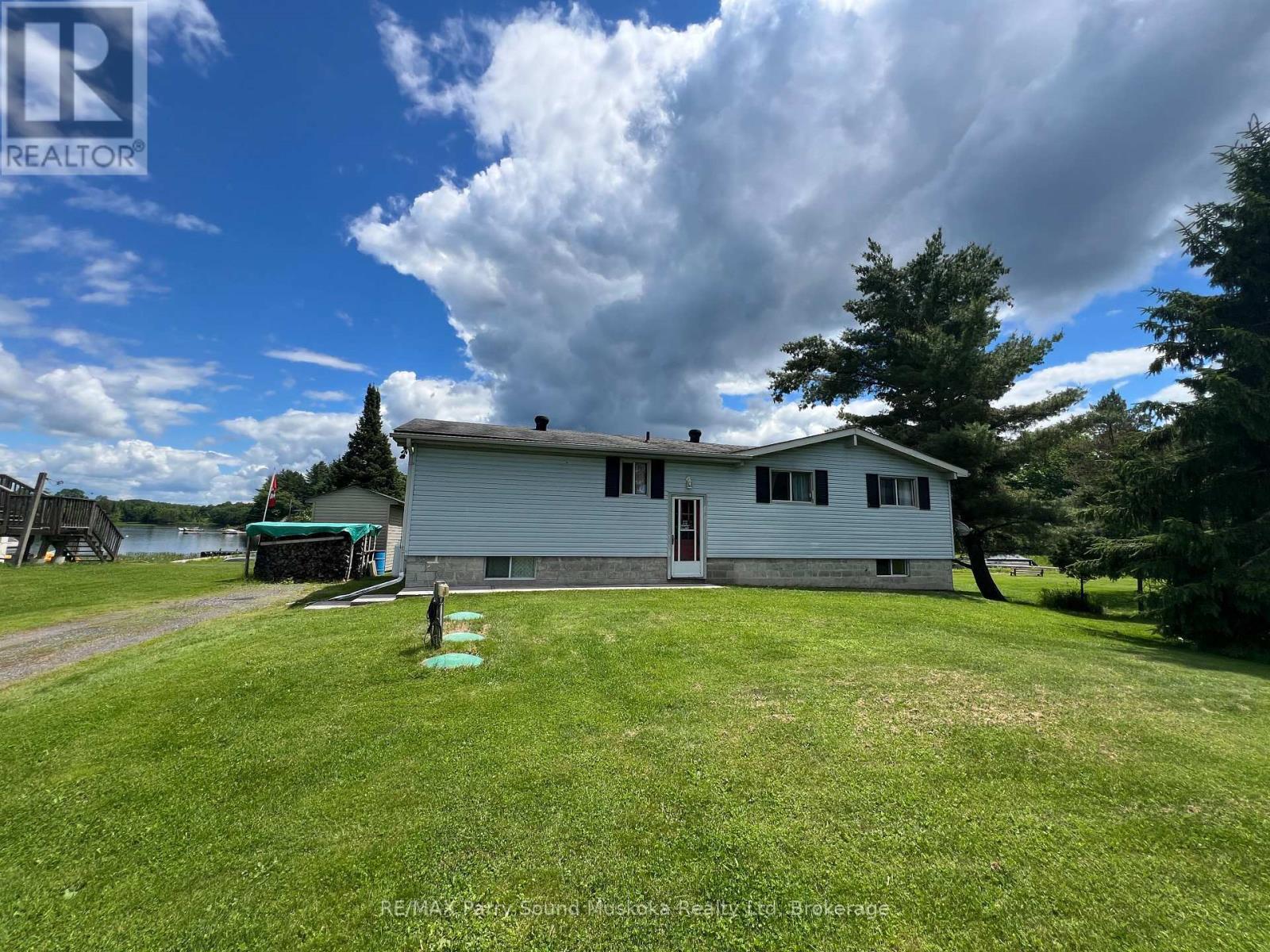 15 Dockside Drive, Mckellar, ON