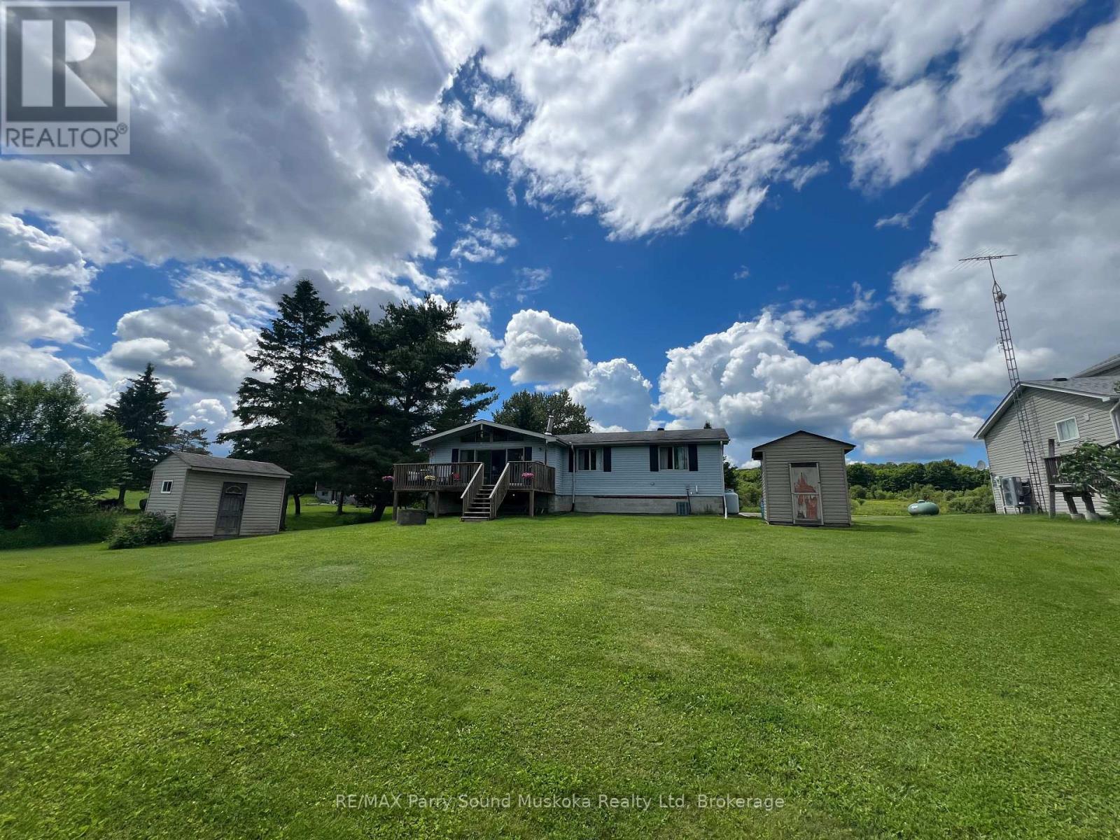 15 Dockside Drive, Mckellar, ON