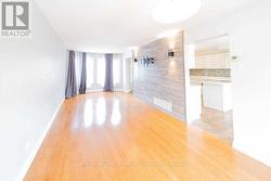 44 KEYS DRIVE Ajax, ON L1T 3P7