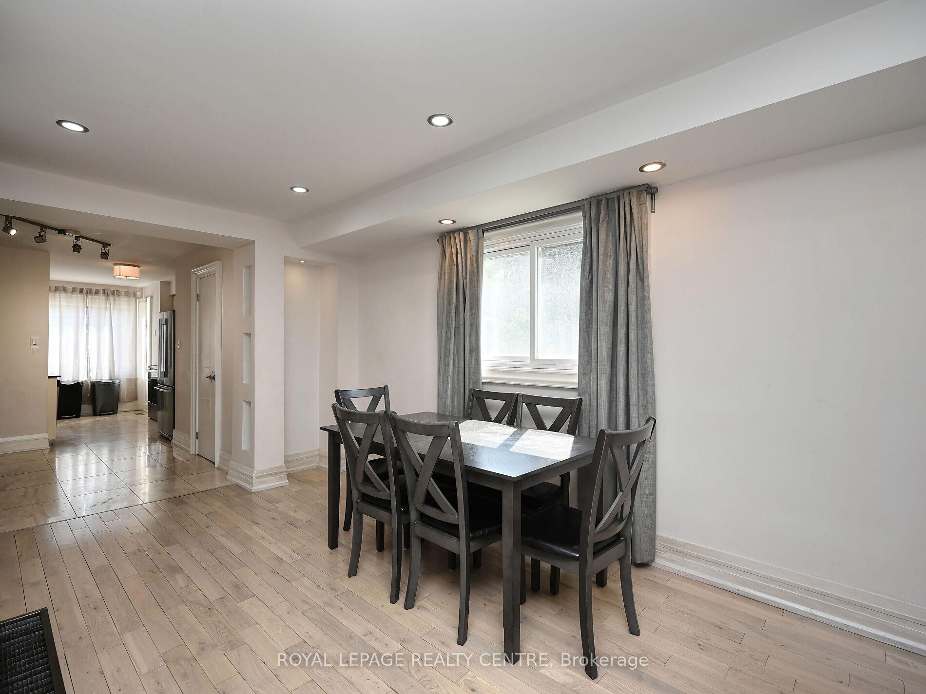 1221 Kos Boulevard, Mississauga, ON