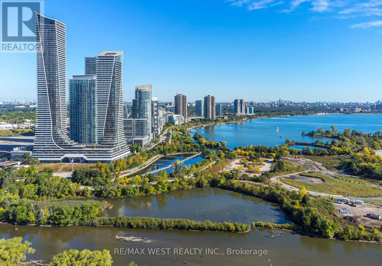 1705 - 10 Park Lawn Road, Toronto, ON