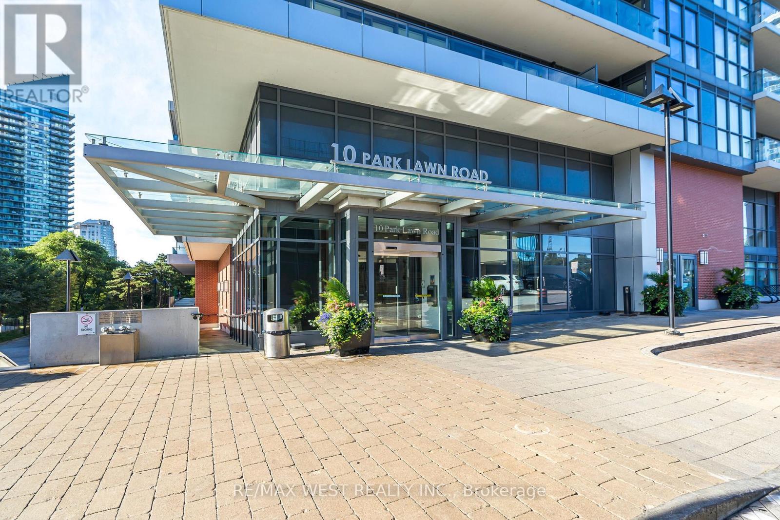 1705 - 10 Park Lawn Road, Toronto, ON