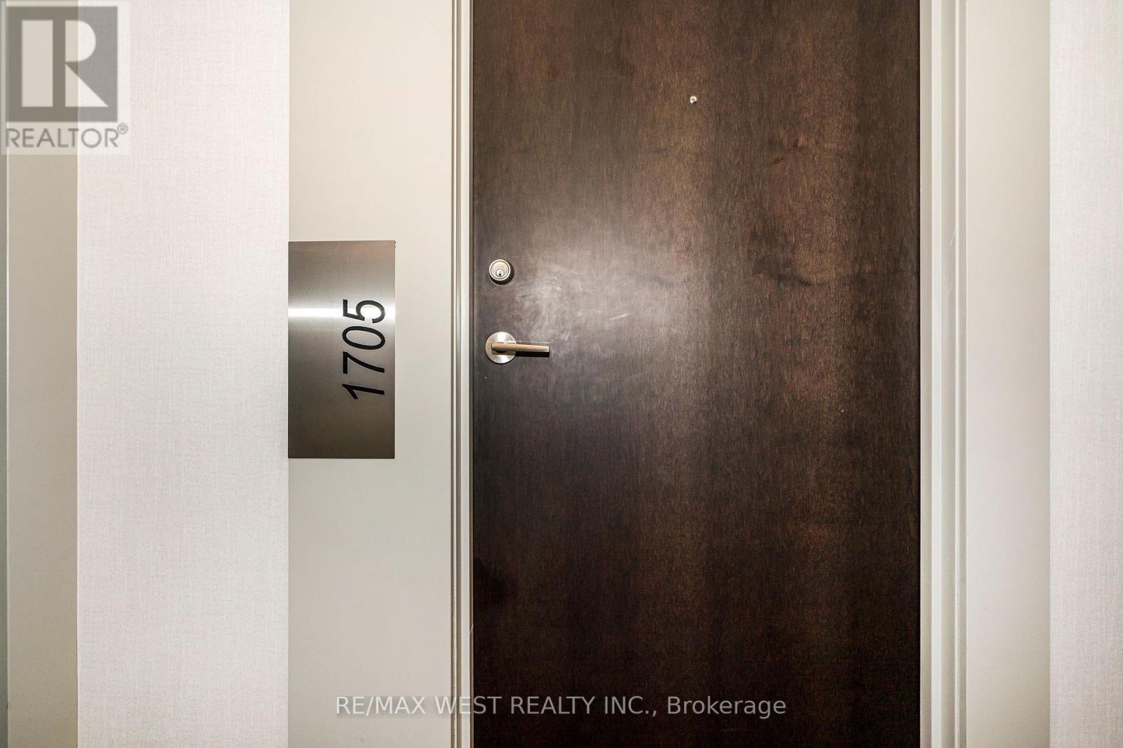1705 - 10 Park Lawn Road, Toronto, ON