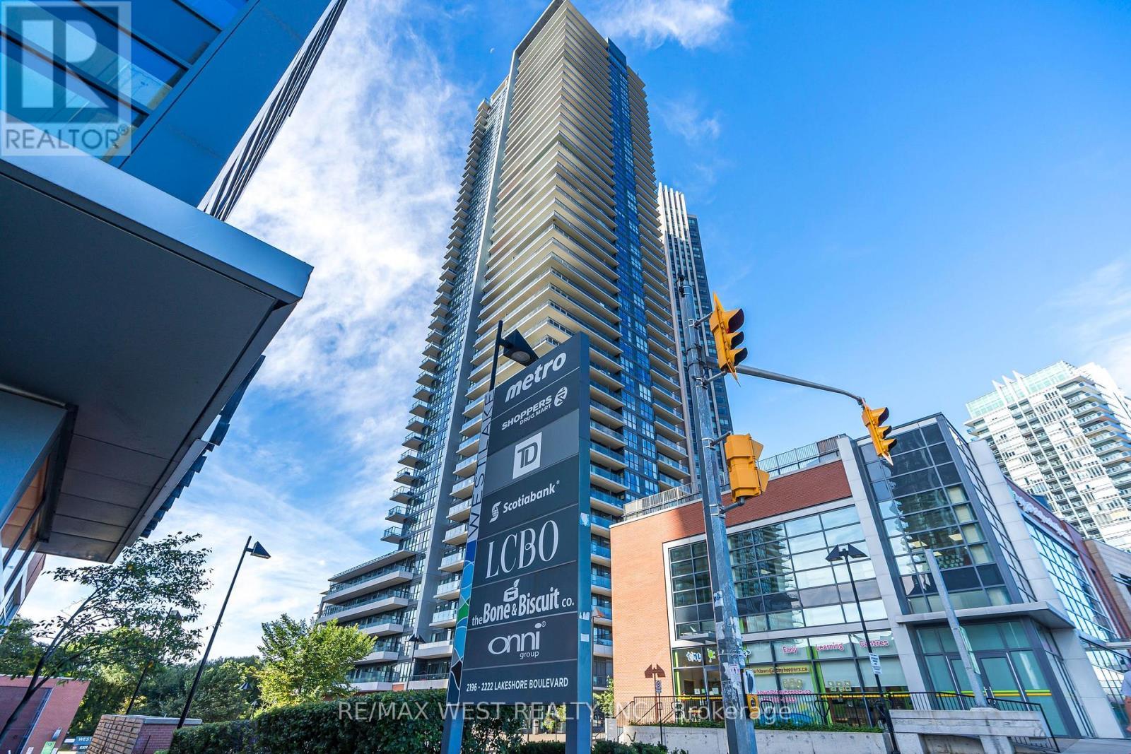 1705 - 10 Park Lawn Road, Toronto, ON