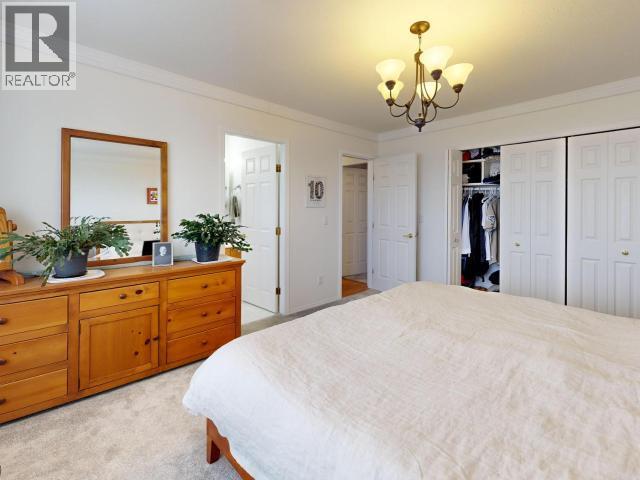 4041 Westview Ave, Powell River, BC