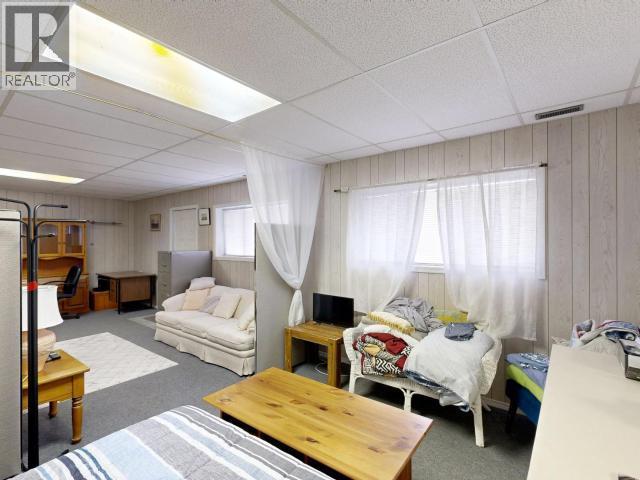 4041 Westview Ave, Powell River, BC