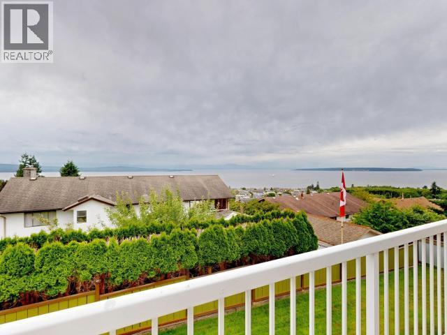 4041 Westview Ave, Powell River, BC