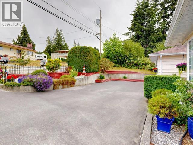 4041 Westview Ave, Powell River, BC