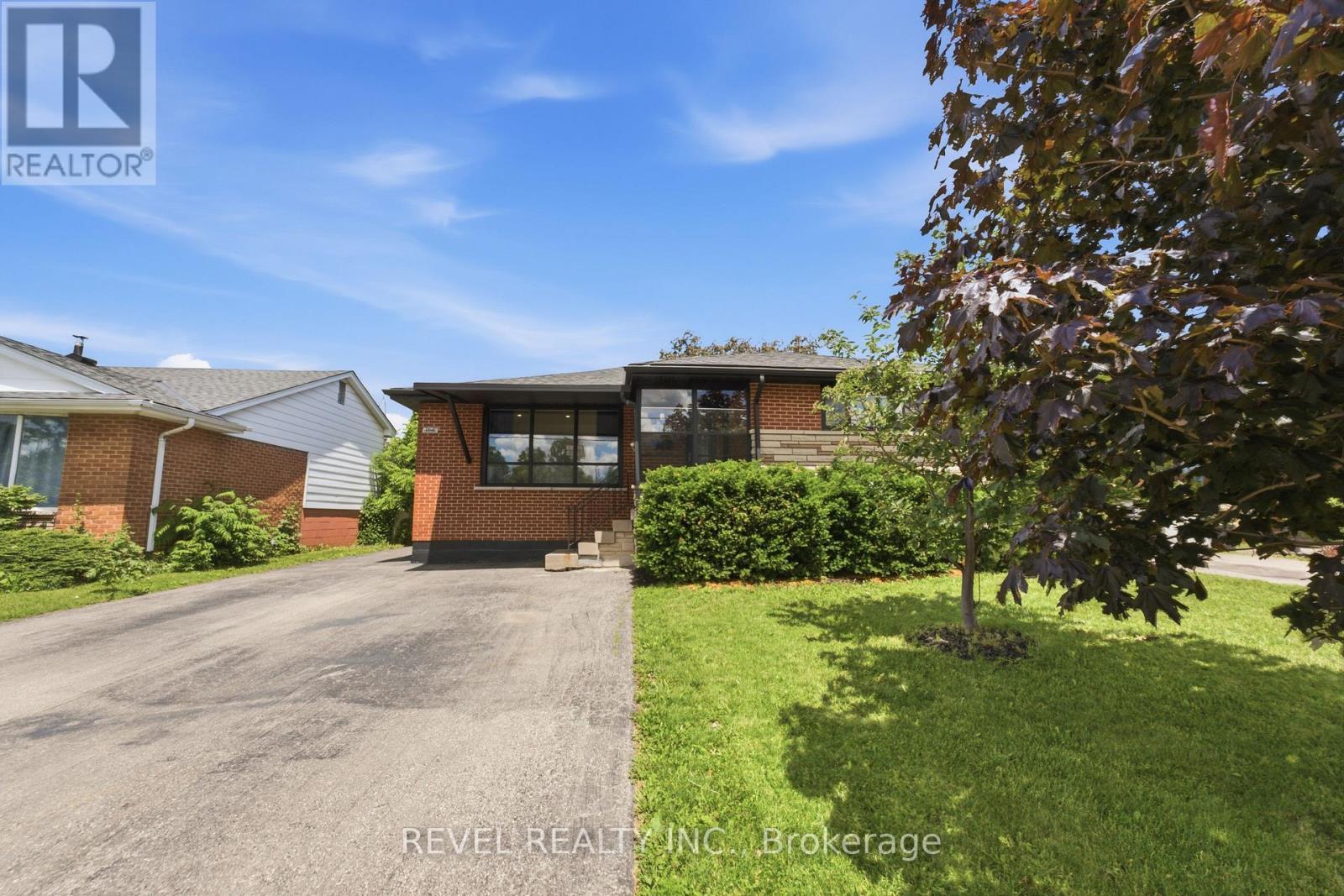 1141 Mohawk Road E, Hamilton, ON