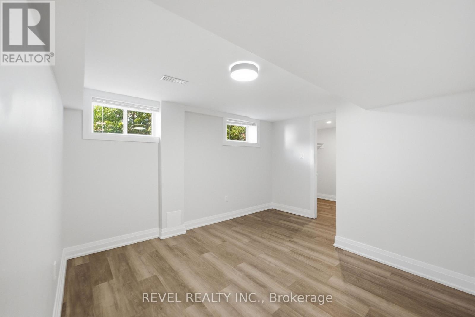 1141 Mohawk Road E, Hamilton, ON