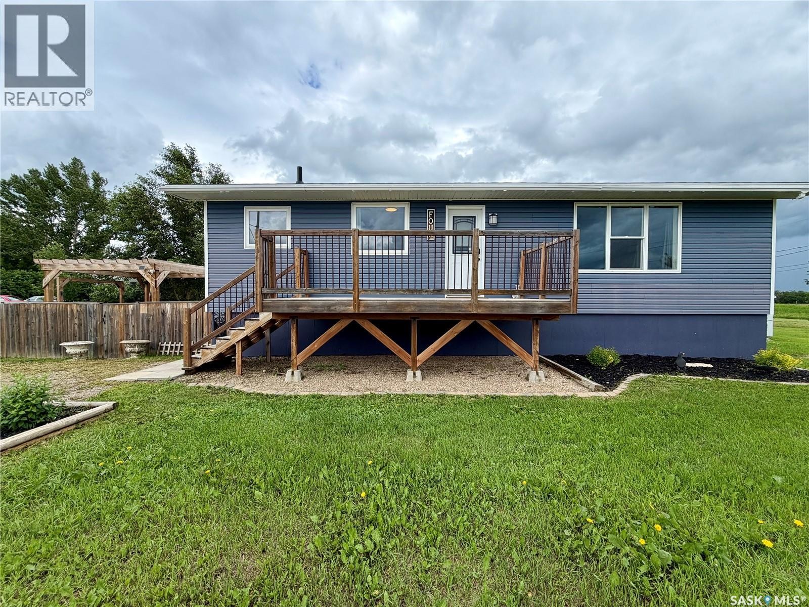 4 Saskatchewan Avenue, Tuxford, SK