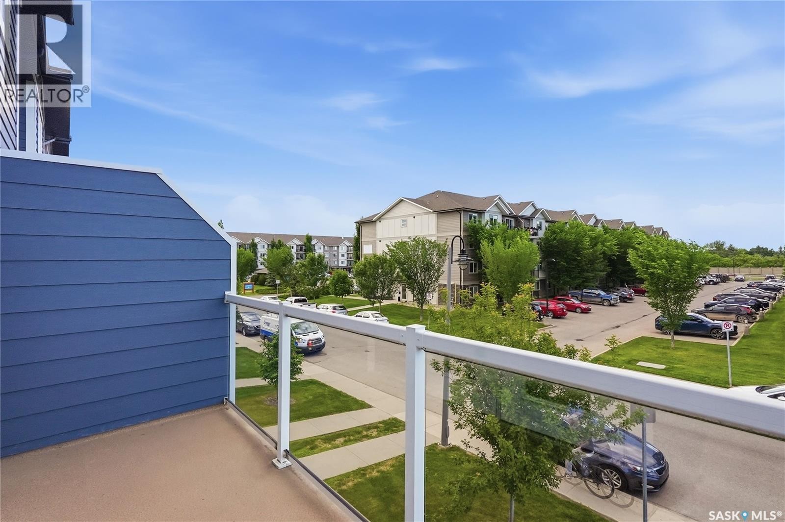 220 212 Willis Crescent, Saskatoon, SK