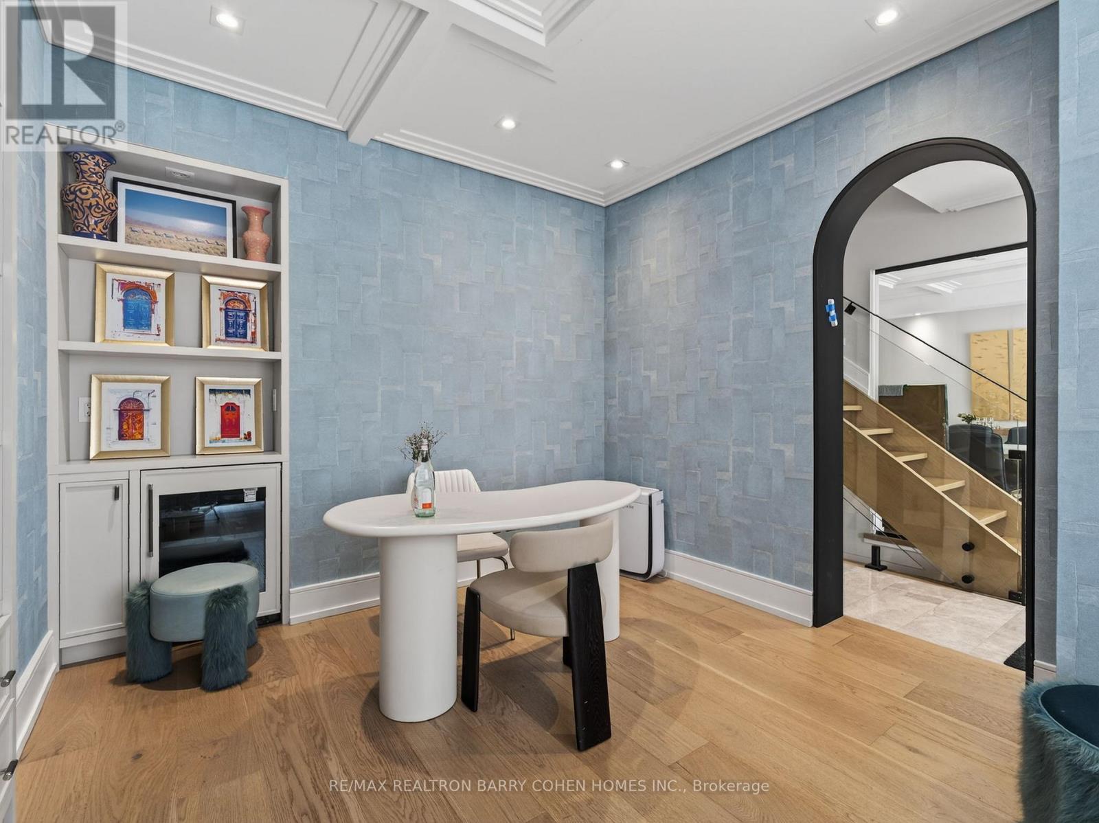 4 Forest Wood, Toronto, ON