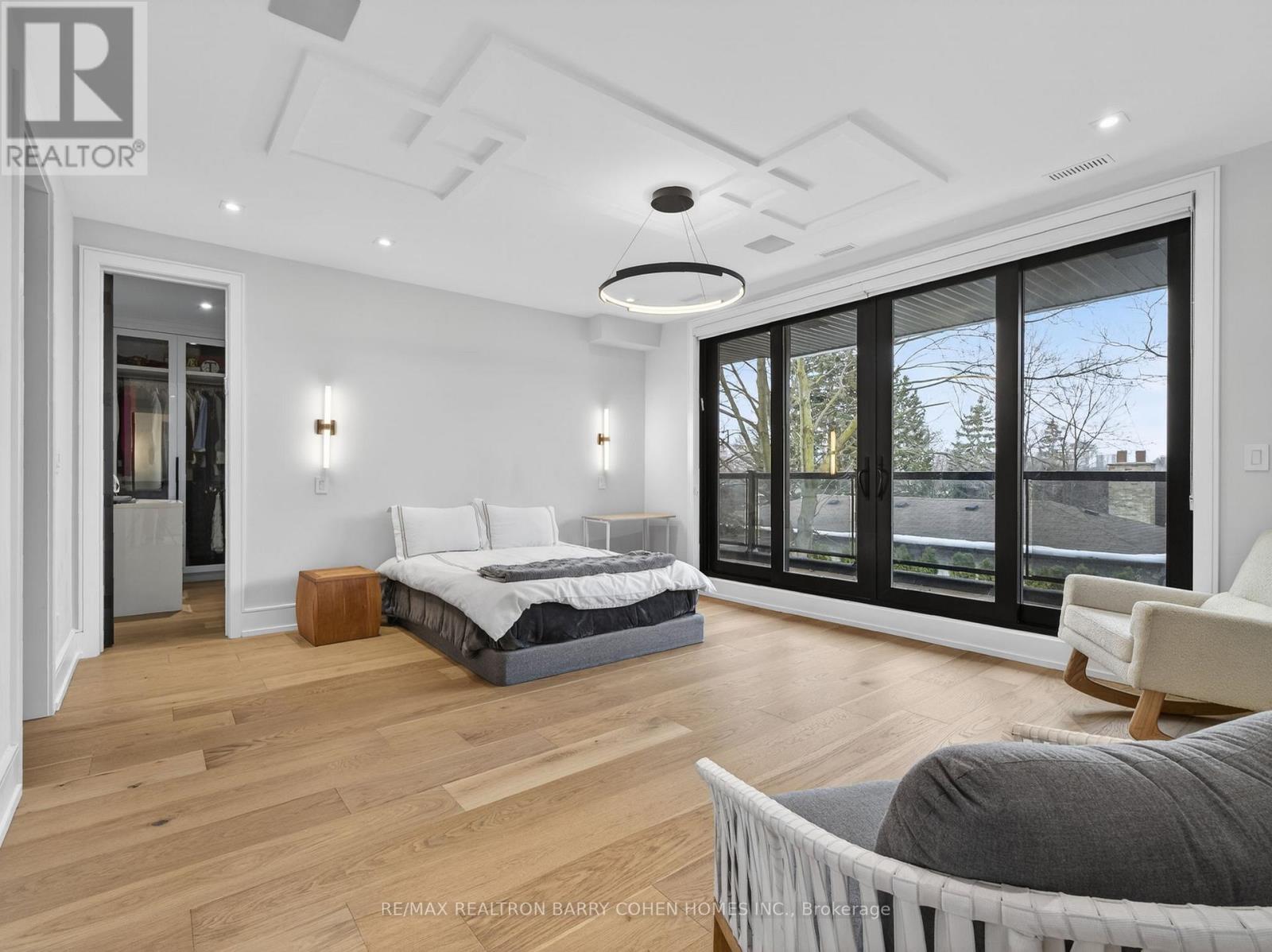 4 Forest Wood, Toronto, ON