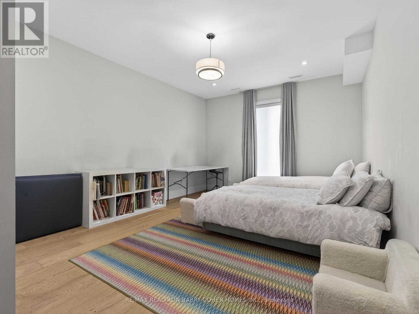4 Forest Wood, Toronto, ON