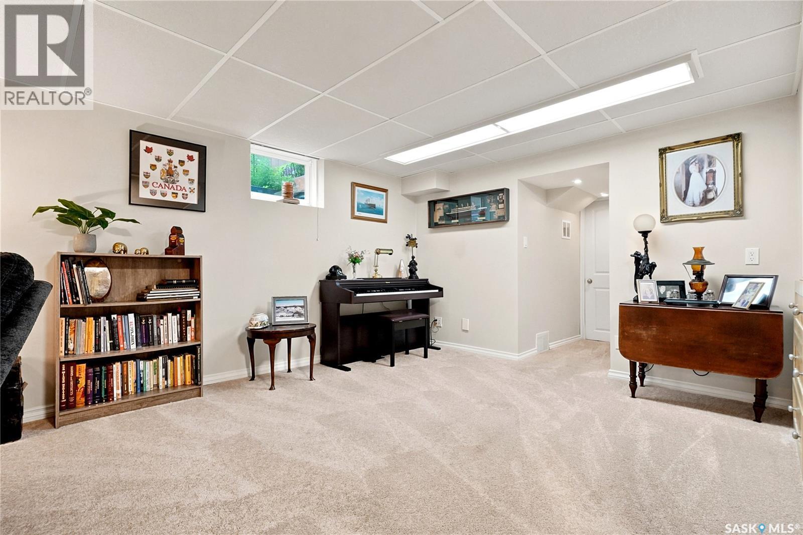306 Nokomis Place, Saskatoon, SK