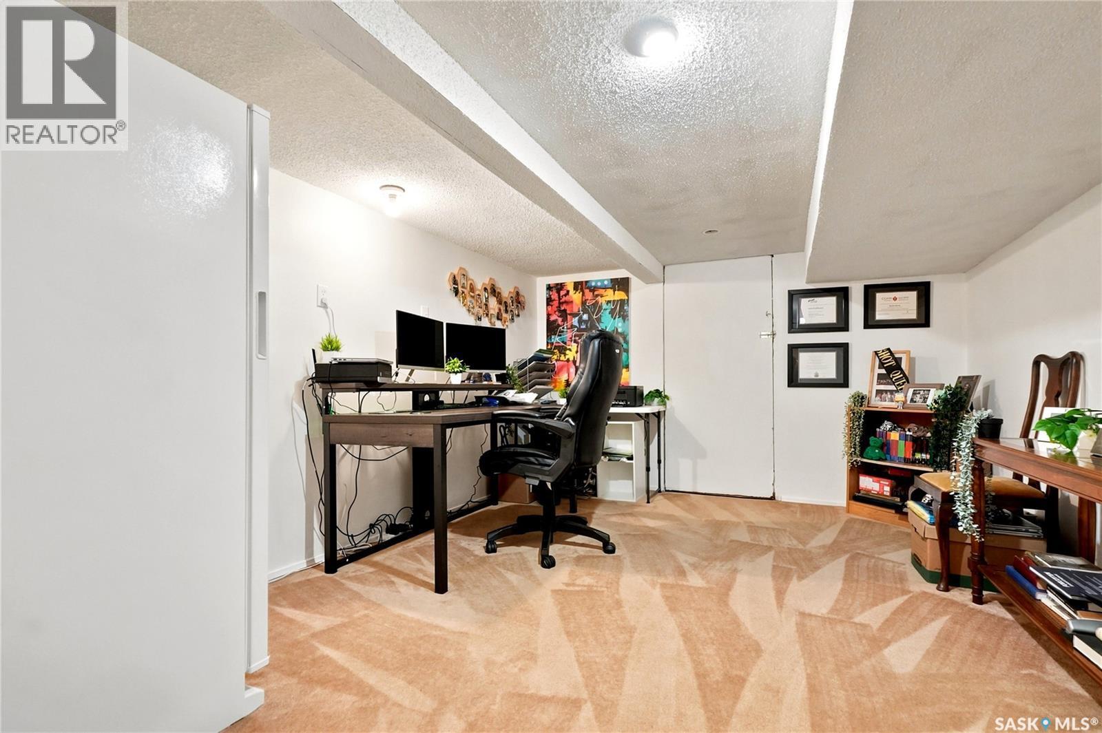306 Nokomis Place, Saskatoon, SK