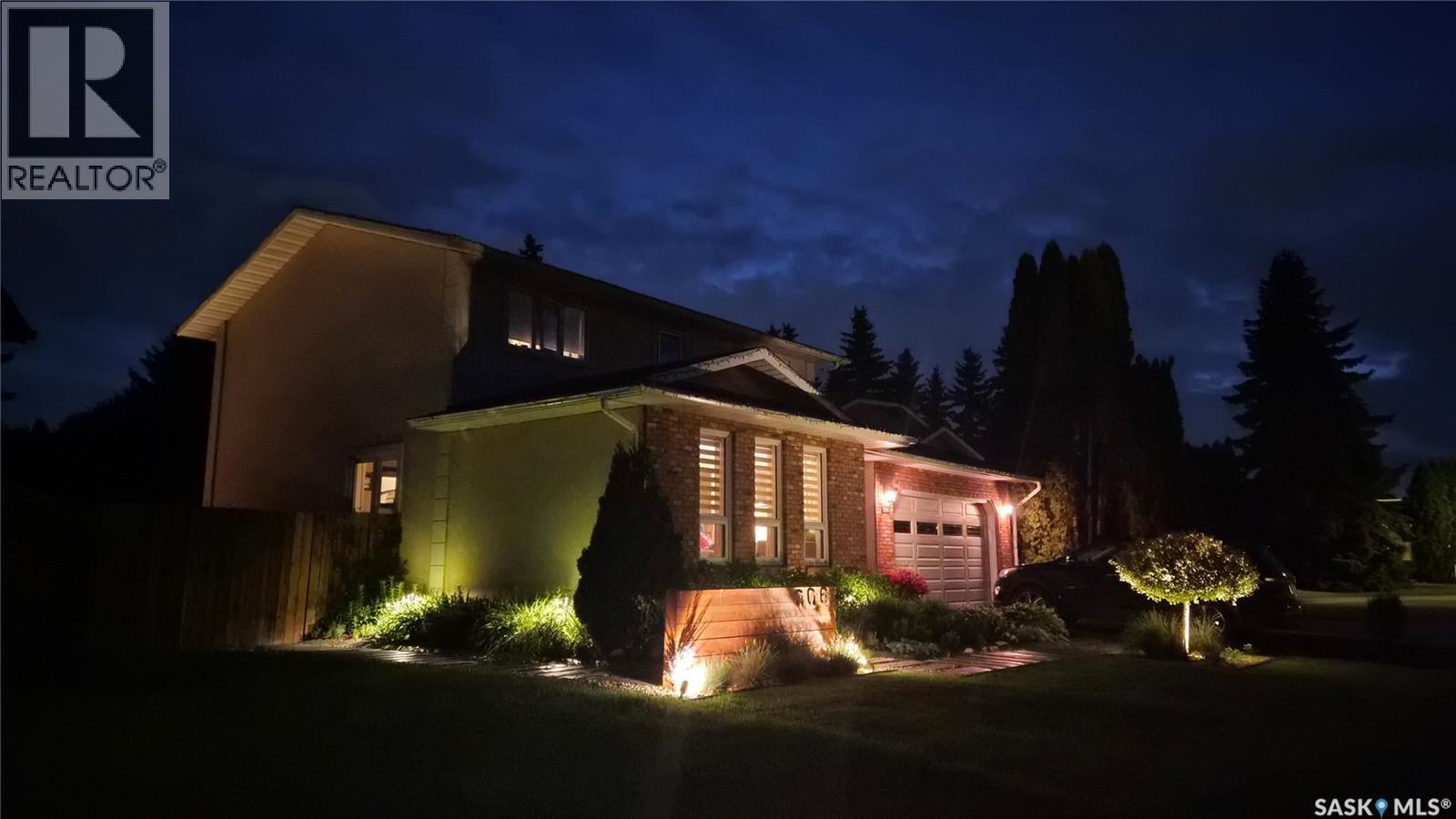 306 Nokomis Place, Saskatoon, SK