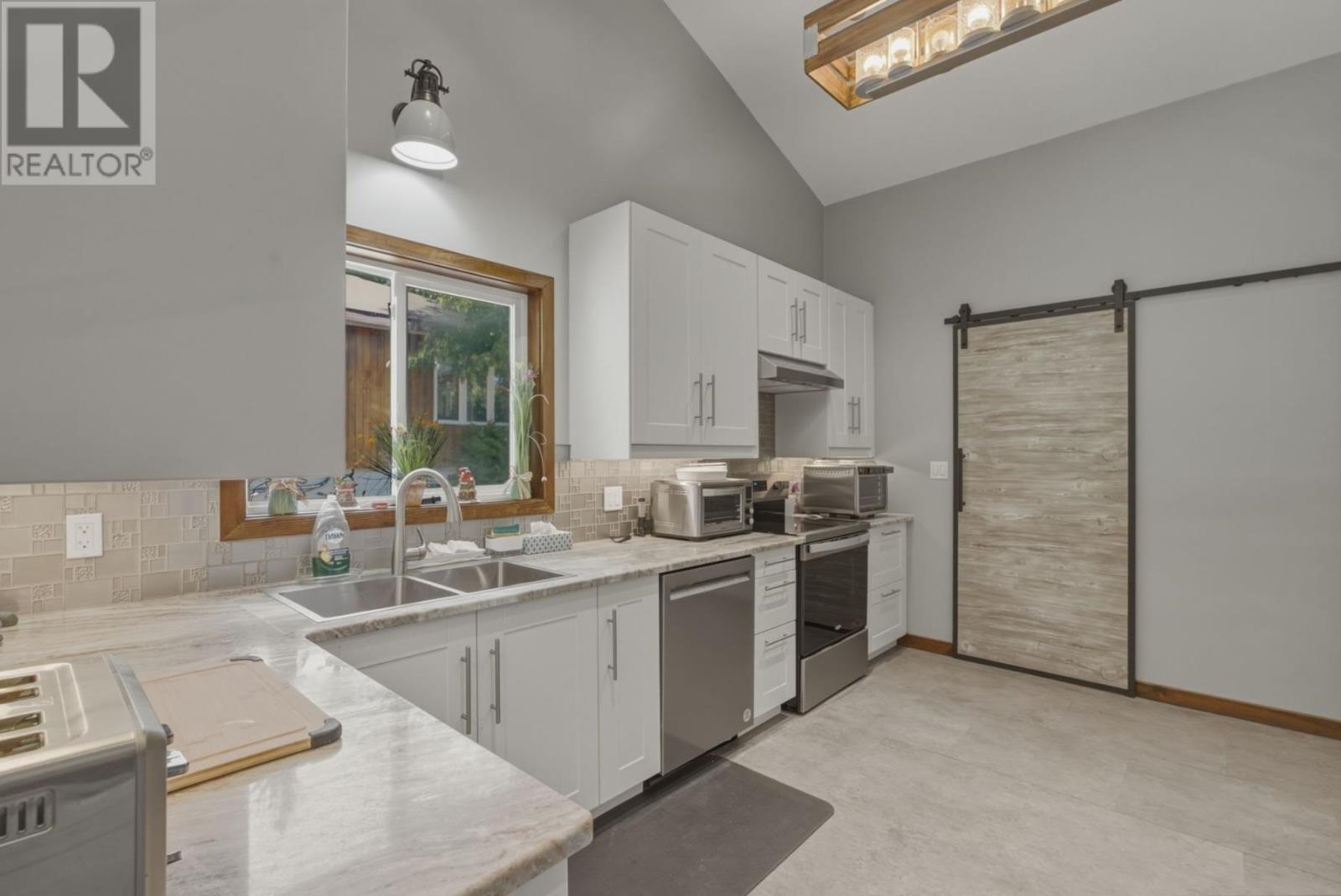 22 Beech Dr, Blind River, ON