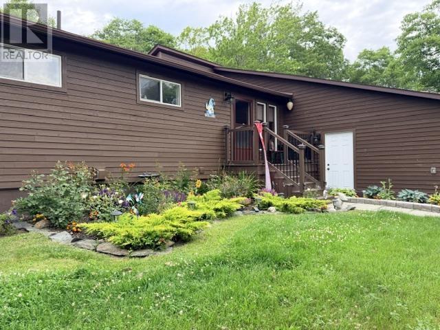 22 Beech Dr, Blind River, ON