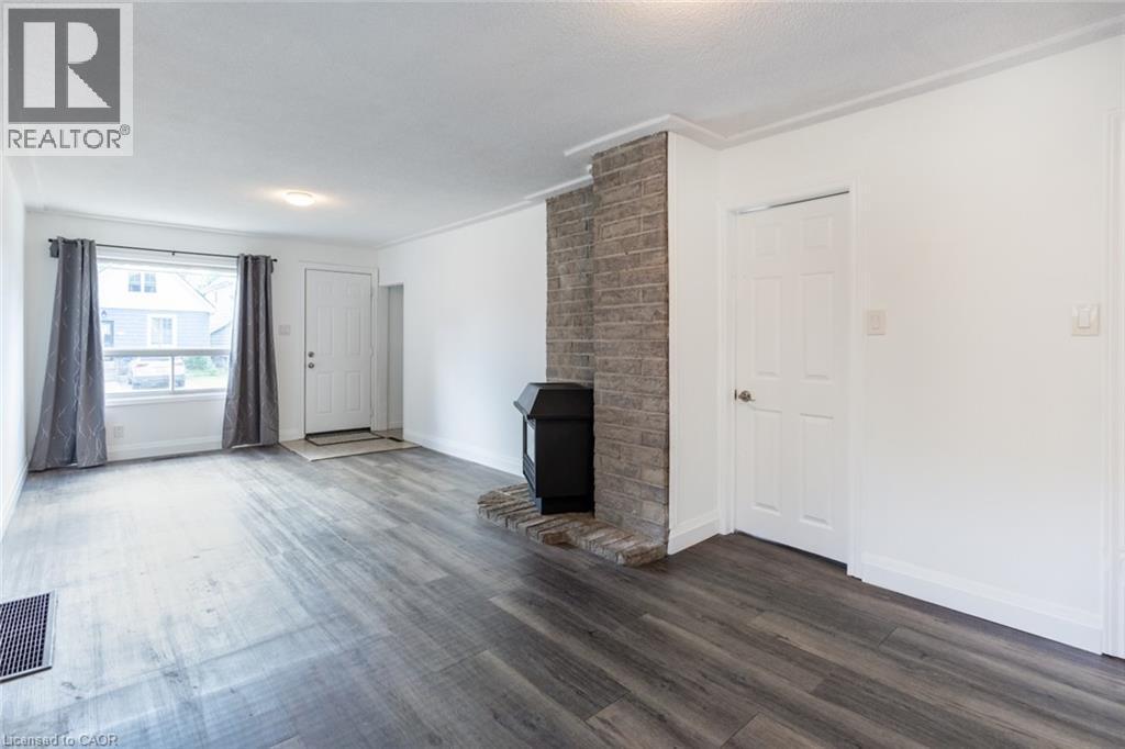 92 East 24Th Street, Hamilton, ON