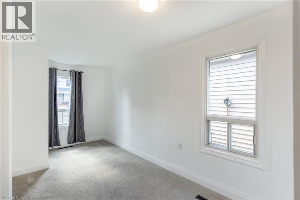 92 East 24Th Street, Hamilton, ON