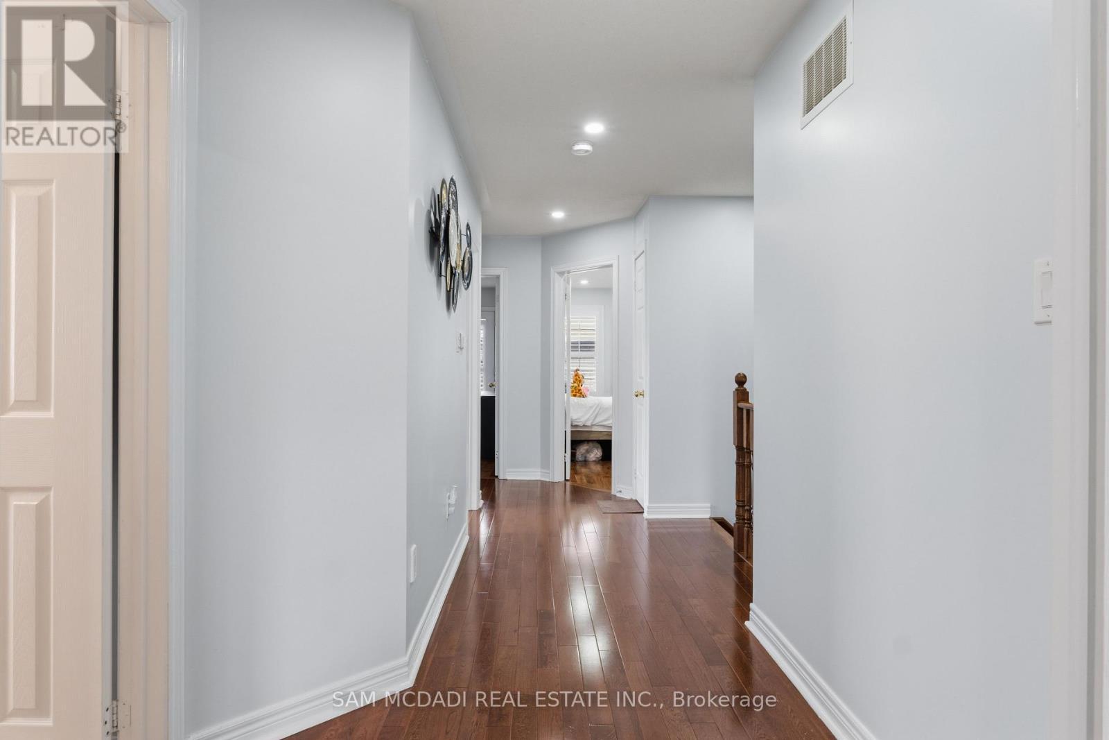 5604 Doctor Peddle Crescent, Mississauga, ON