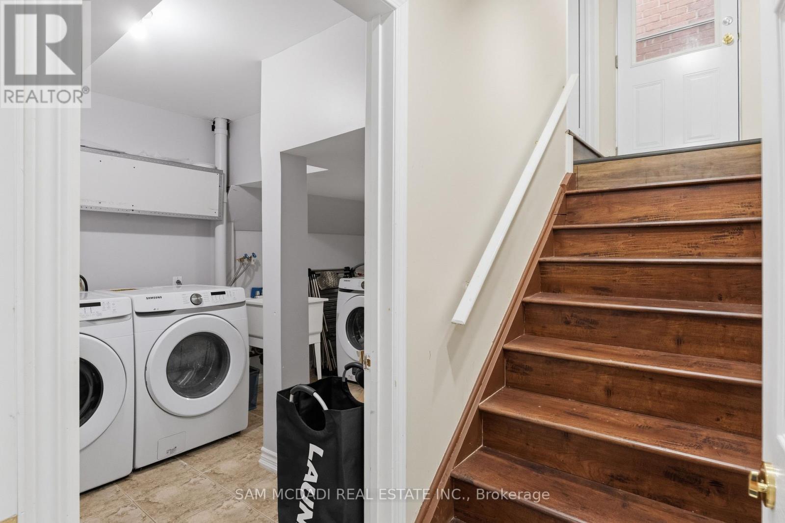 5604 Doctor Peddle Crescent, Mississauga, ON
