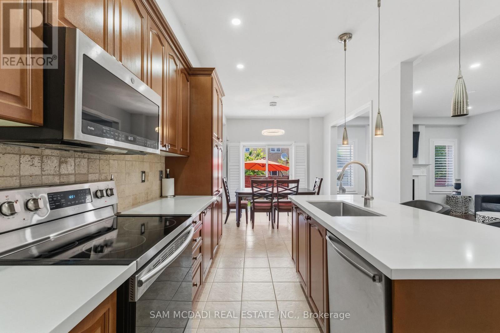5604 Doctor Peddle Crescent, Mississauga, ON