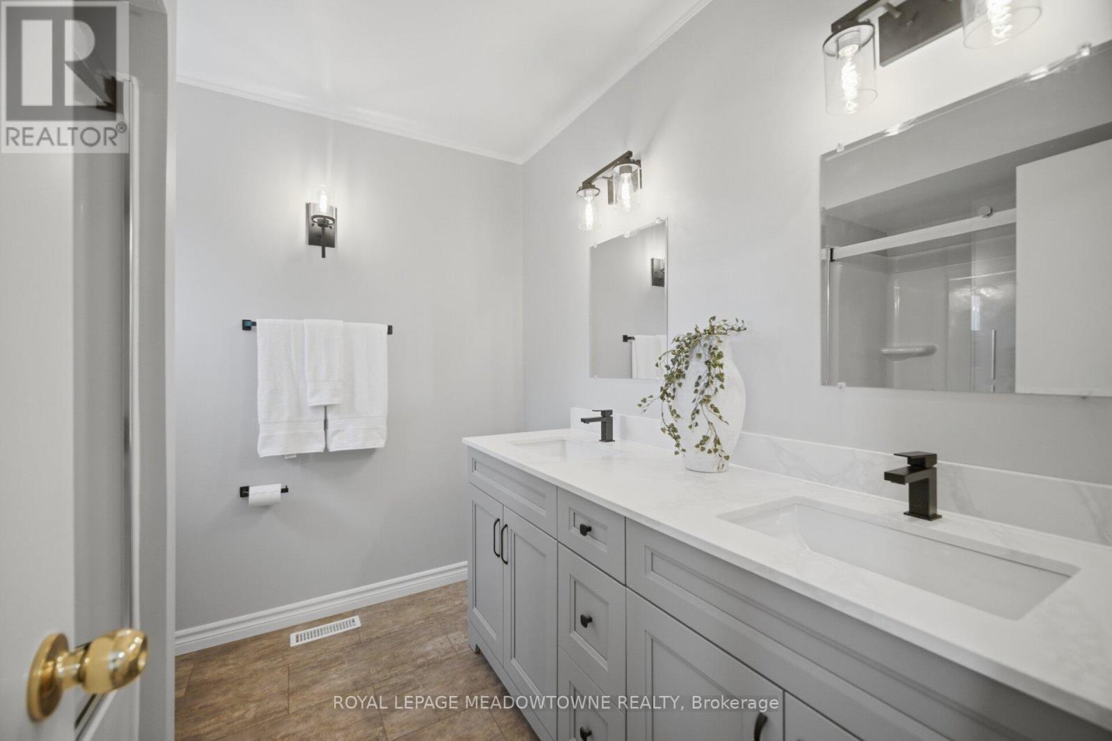 913 Maple Avenue, Milton, ON