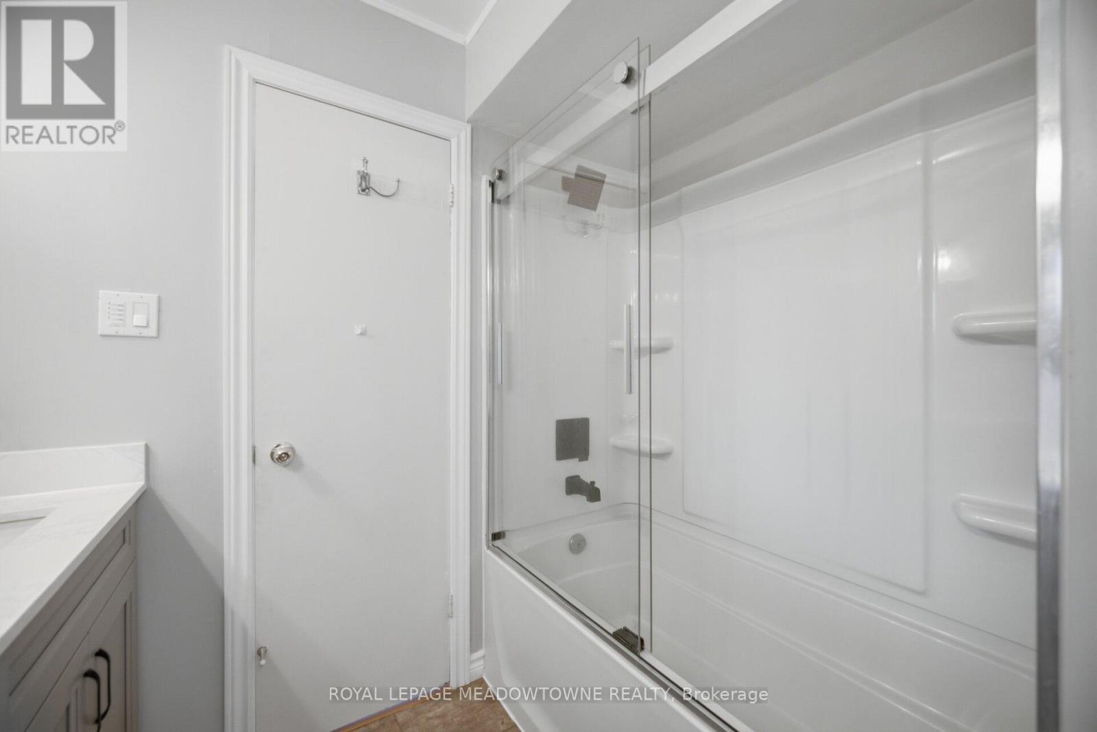 913 Maple Avenue, Milton, ON