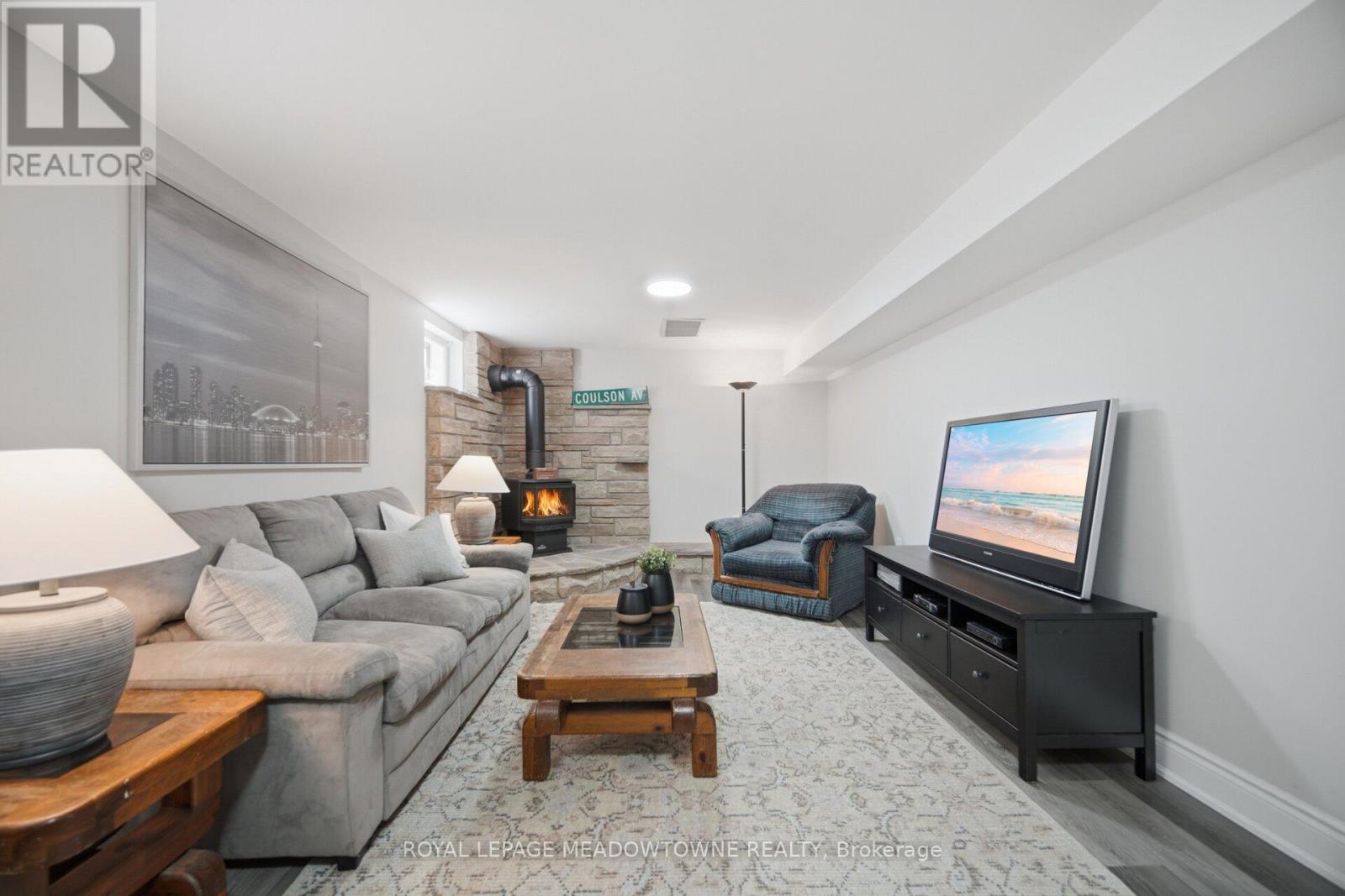 913 Maple Avenue, Milton, ON