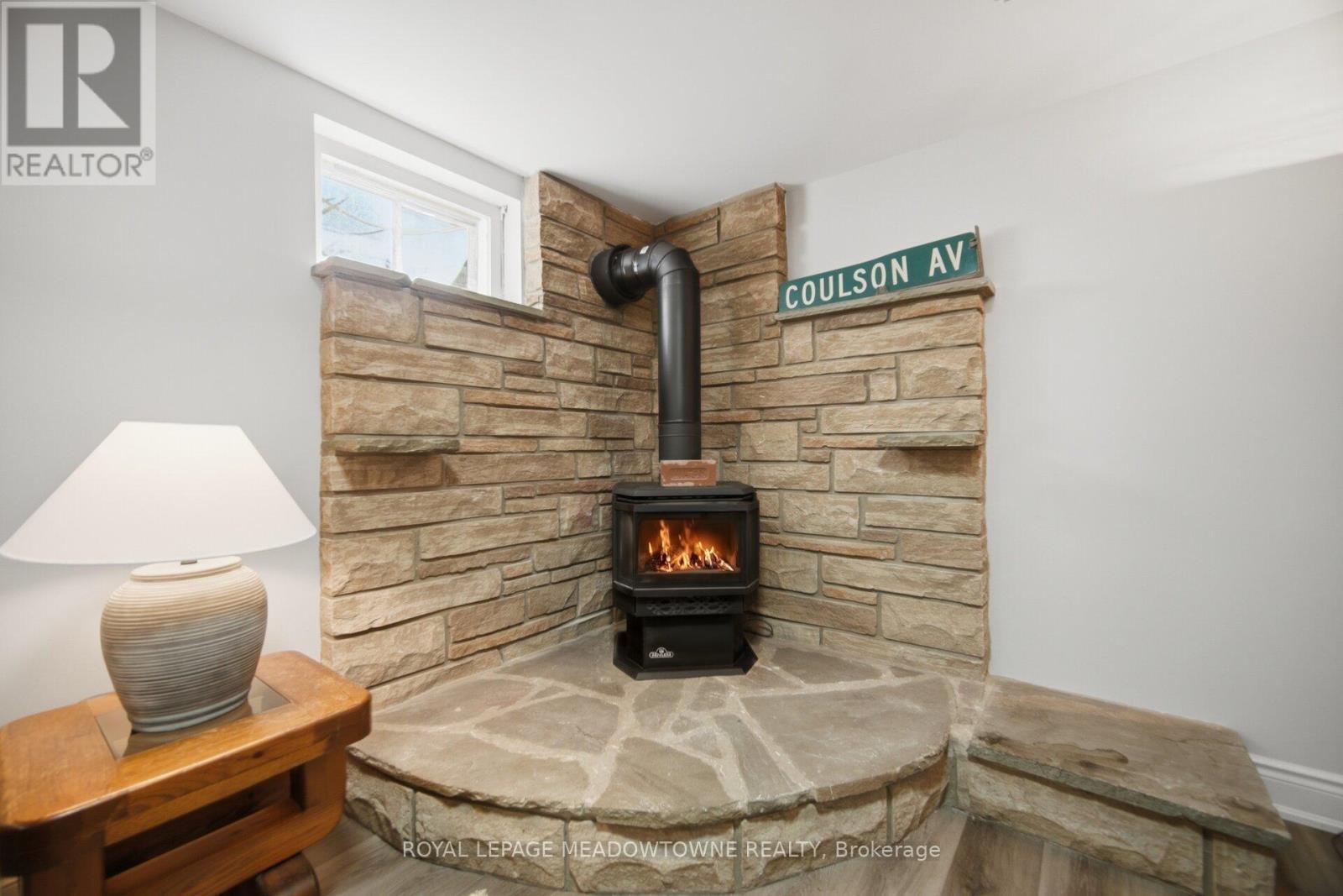 913 Maple Avenue, Milton, ON