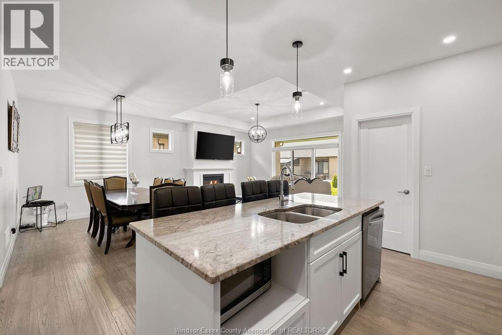 2431 Barkley Avenue, Windsor, ON