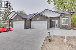 120 ANGELO AVENUE Lasalle, ON N9J 0E5