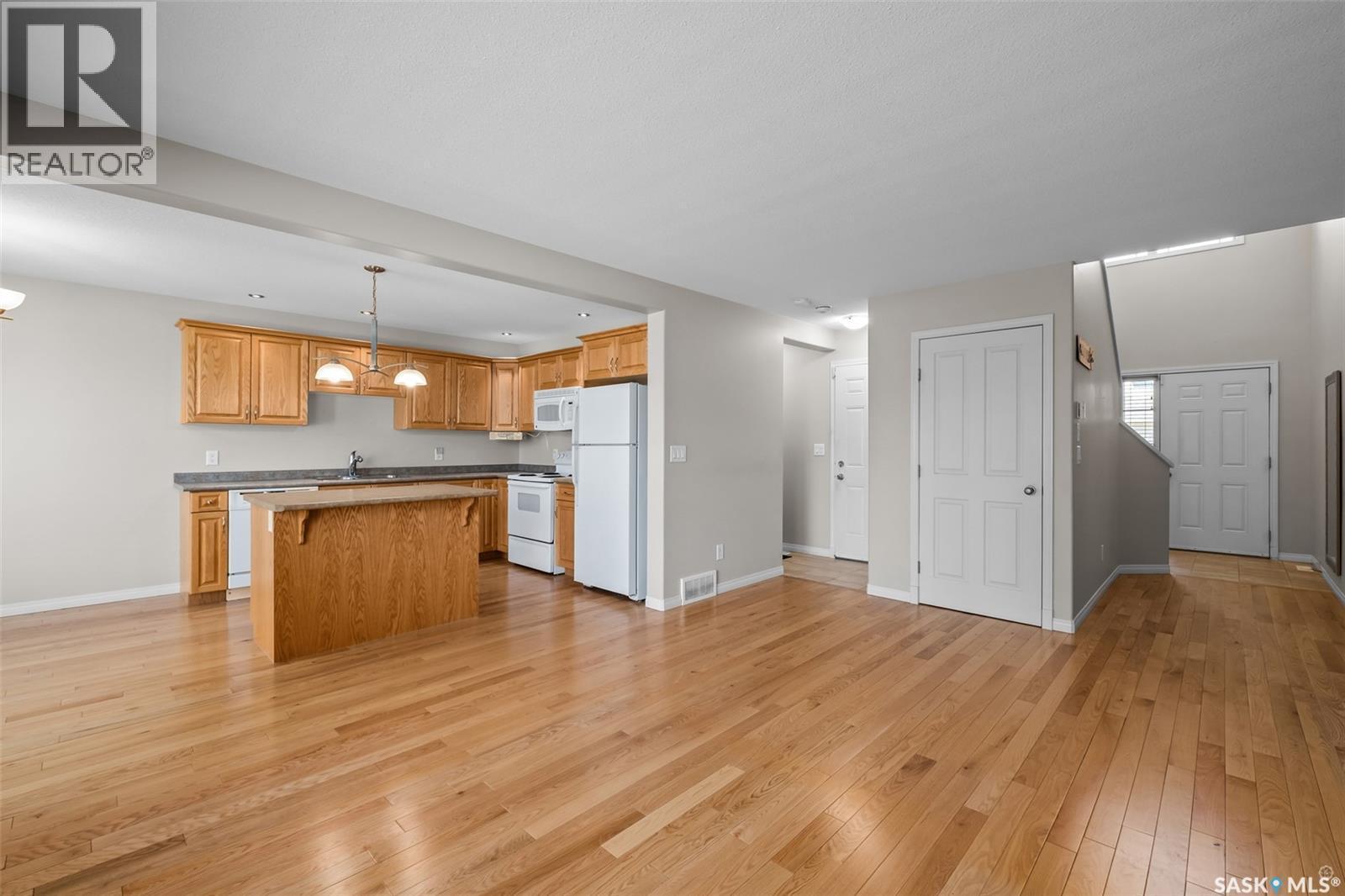 51 1600 Muzzy Drive, Prince Albert, SK - Indoor Photo Showing Kitchen